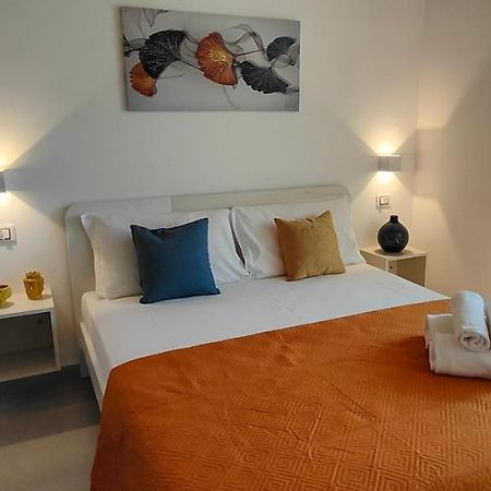 Casa Vacanze Rainbow, Siracusa Syracuse Extérieur photo